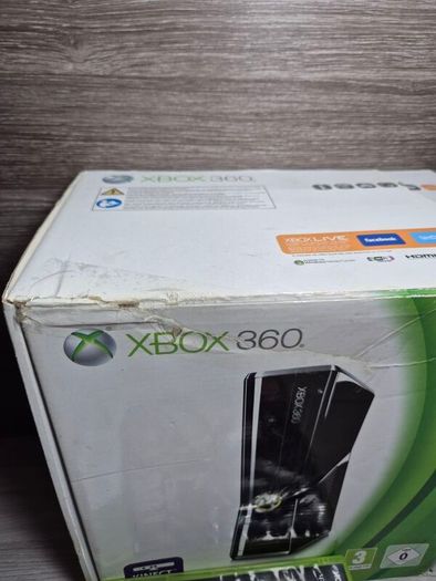 Boxed Xbox 360 Slim 250GB Console Bundle - Official Wireless Controller 4 Games