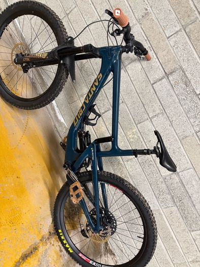 Santa cruz nomad C 2018 (Perfect starter set