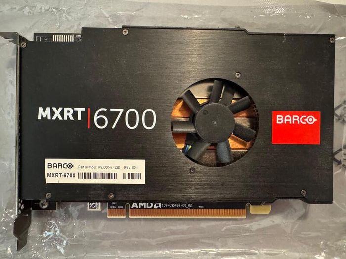 Barco MXRT-6700 8GB GDDR5 PCIe x16 4x DisplayPort Medical Graphics Card AMD