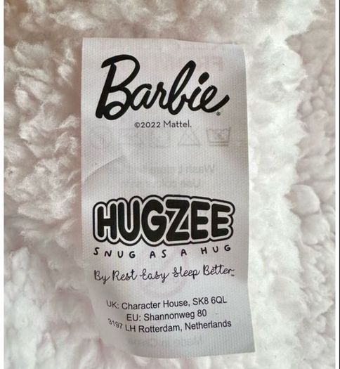 Barbie Hugzee Hoodie Blanket (One Size)