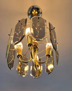 Two ceiling lights