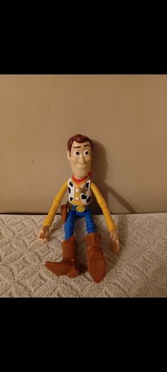 Toy story woddy figure