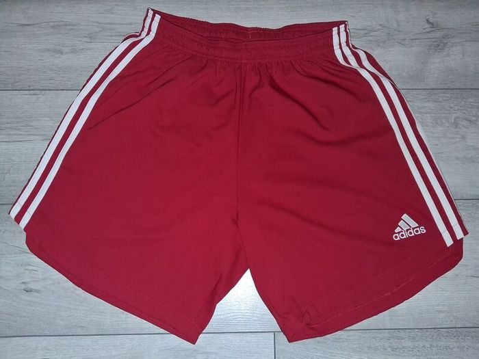 Brand New Adidas Aero Ready 3 Stripes Shorts - Size - Large - RRP - 45.99 - Open To Offers!!