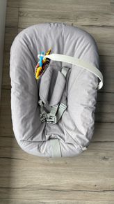 Newborn seat