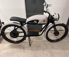 Eysing Electric E-Moped - Essentially New and Unused