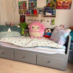 IKEA pull out day bed