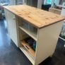 Kitchen island/centre piece Image 5