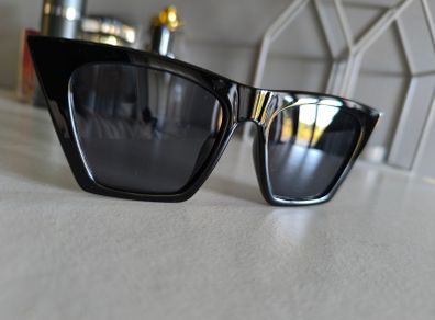 Black cat eye sunglasses