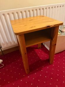 Bedside table
