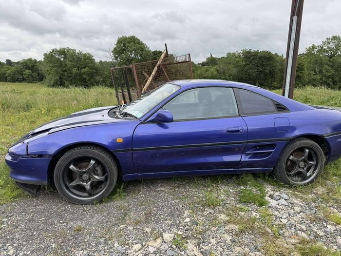 Breaking 1990 Toyota Mr 2 2.0 Automatic  Only Engine Gerboxleft