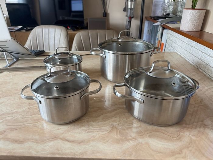 Stainless steel 4 piece pot set/cookware
