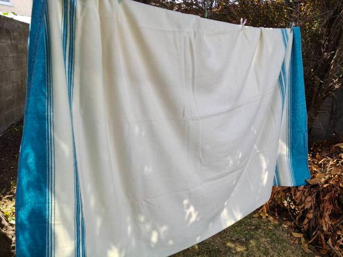 Large Foxford Blanket