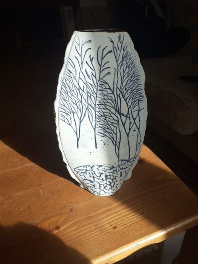 Pottery vase.