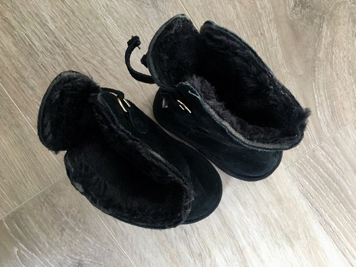 River Island suede baby girl  boots, jnr3