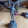 Pair of metal statues - vintage Image 2