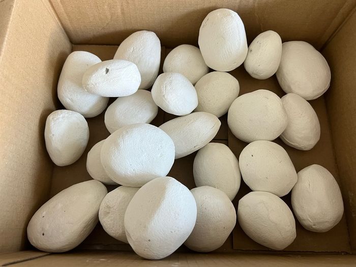 Full Pack of White Ceramic Pebbles for Gas / Bioethanol Fire (25-30 Pcs)