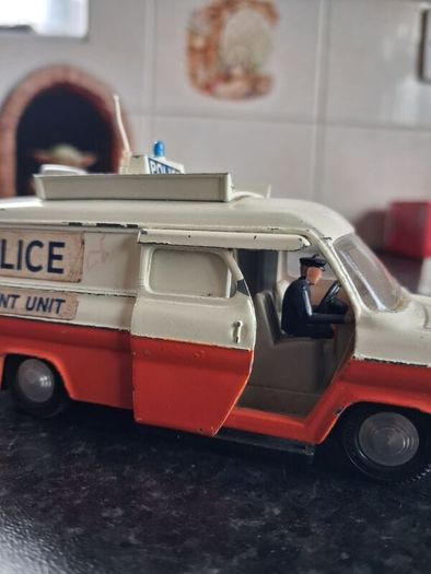 dinky toy