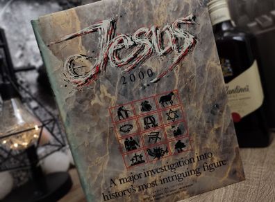 Jesus 2000 ! A Major Investigation into History 's Most Intriguing Figure ! 1989 ! by Chariot Victor !