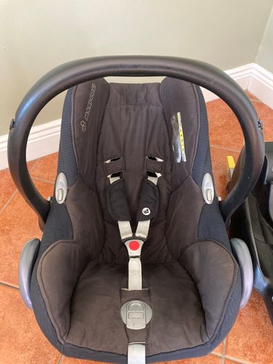 Maxi Cosi Infant Car Seat & Isofix