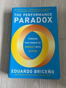The Performance Paradox / Eduardo Briceno