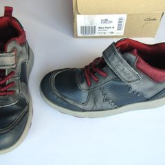 Clarks Boys Navy Boots Hi Top Trainers Shoes UK 11.5 G w/ Box