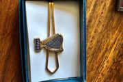Vintage harp tie pin