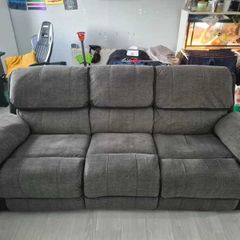 Recliner sofa