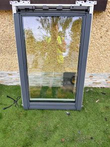 2 velux roof 78cm 119cm long