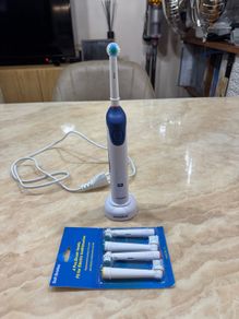 Electric Toothbrush+4 brush heads