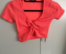 Coral seamless crop top
