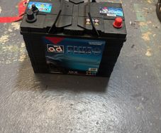 heavy duty 12v 135Ah battery