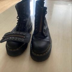 doc martens size 7