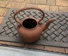 cast iron kettle
