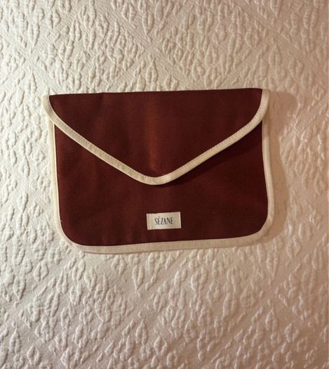 Sezane pouch