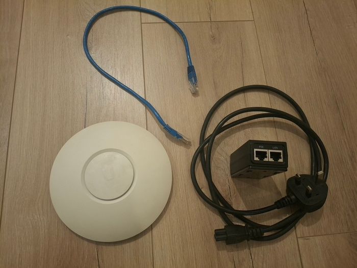 UBIQUITI Wireless Access Point ac lite