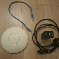 UBIQUITI Wireless Access Point ac lite