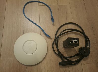 UBIQUITI Wireless Access Point ac lite