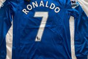 Man United Retro Ronaldo Jersey
