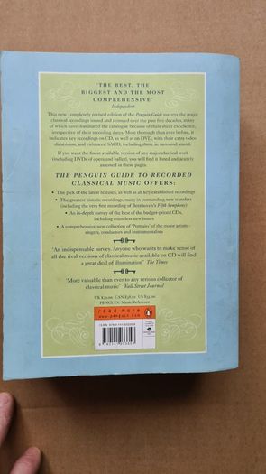 The Penguin Guide To Recorded Classical Music 2009. FIRST EDITION. The Perfect Guide To Building Your Classical Music Collection By Ivan March, Edward Greenfield, Robert Layton, Paul Czajkowski. Large Volume Paperback In Good Condition.1553 pages
