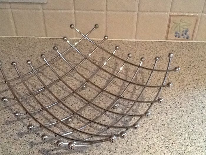 Large Fruit Bowl 13"x12"Heavy .