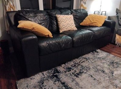 Black leather Couch / sofa