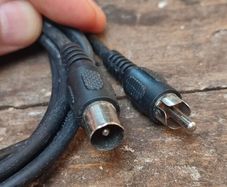 Game console cable