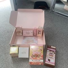Plouise makeup and skincare box