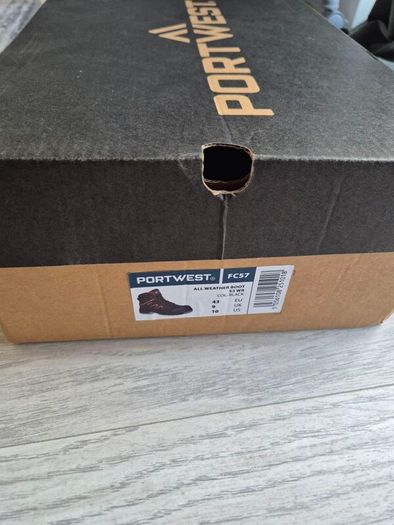 Portwest work boots