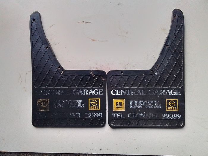 Opel S/H Mudflaps.