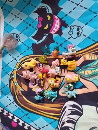 collectable figures