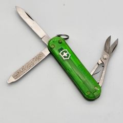 Victorinox Classic sd 58mm Swiss Army Knife