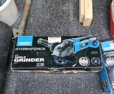 Draper stormforce grinder and charger