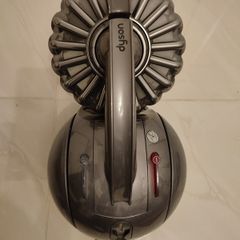 Dyson DC54 vacuum cleaner