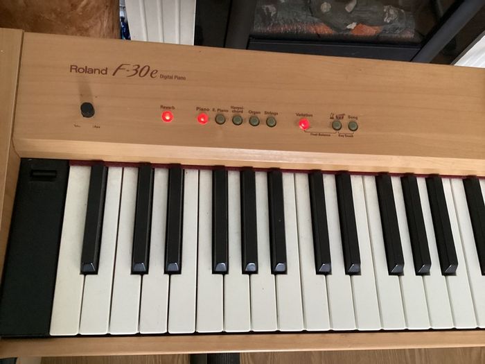 Roland F30e Digital piano and Roland DP - 10 Damper Foot Pedal in Excellent Condition.  (Barely used)